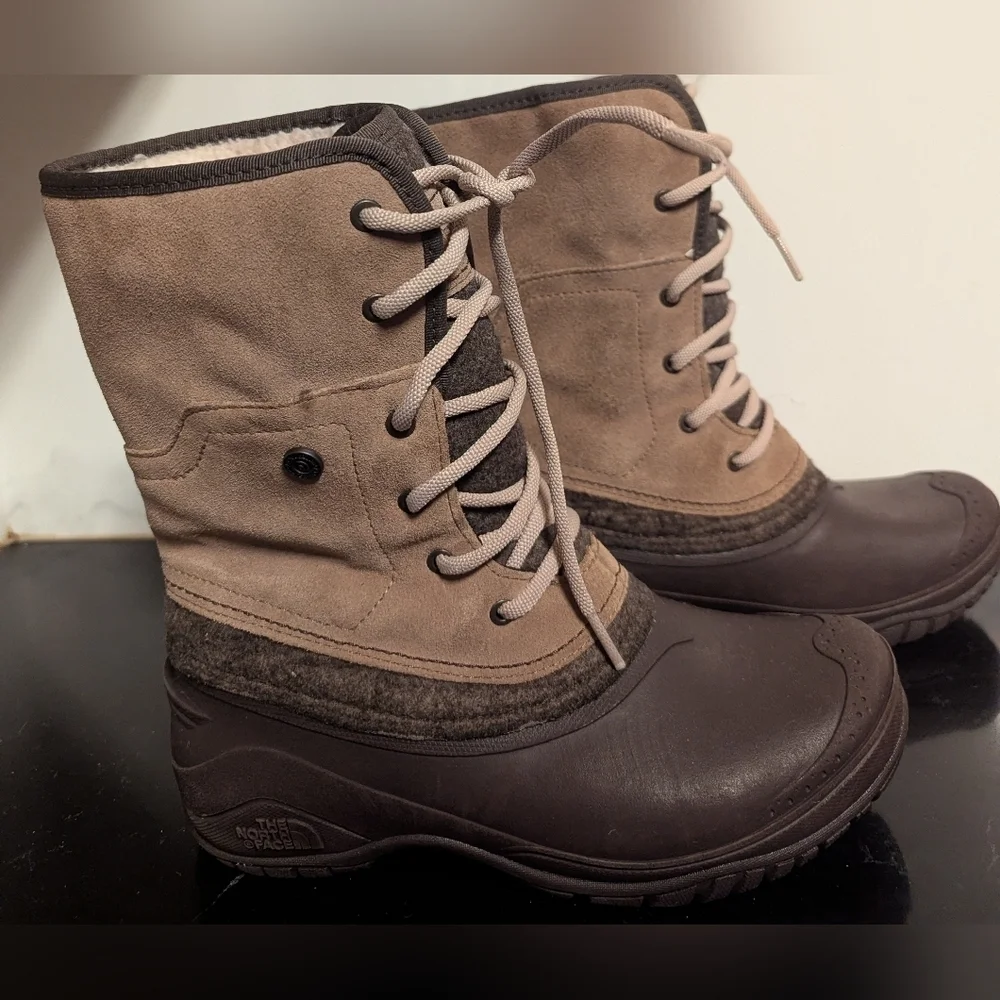 The North Face Shellista II Roll-Down Boots Waterproof Size 6 MSRP $130